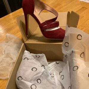 Wine 4 inch heels